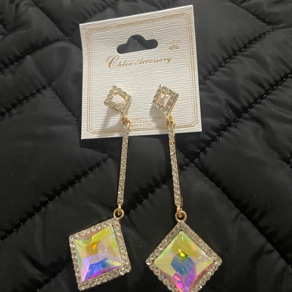 Earrings - Picture 3 of 3